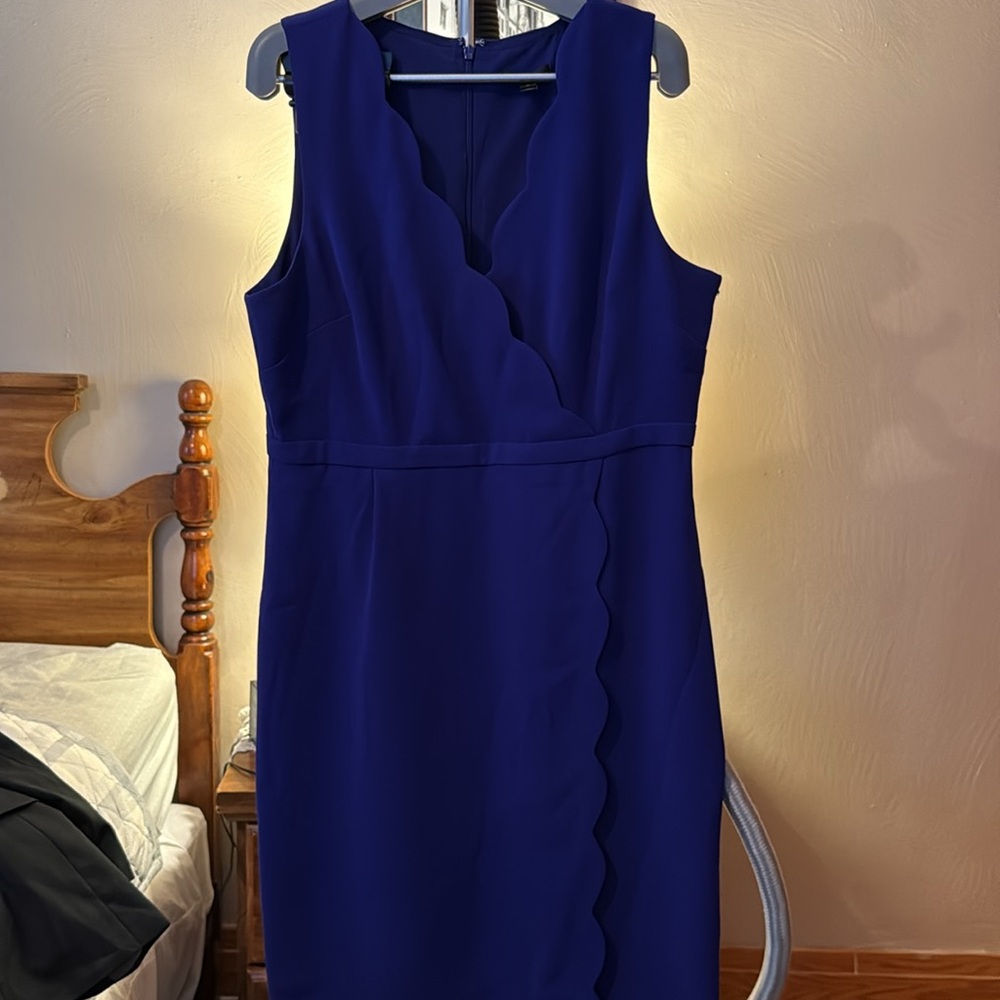 J Crew size 12 purple dress. Sleeveless. Fully lined. Great condition.